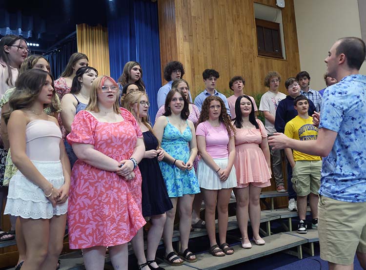students signing alma mater at 2025 moving up day ceremony